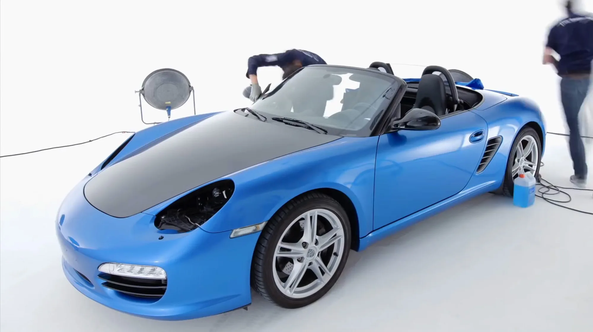 Porsche- Wrapping Auto "Gloss Bright Blue Metallic"